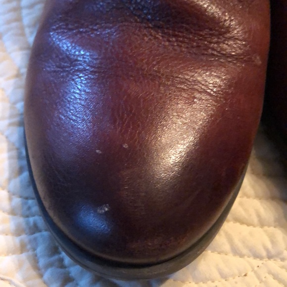 🥾Vince Camuto Belt & buckle wrapped classic low stacked heel ankle boots - Picture 5 of 14